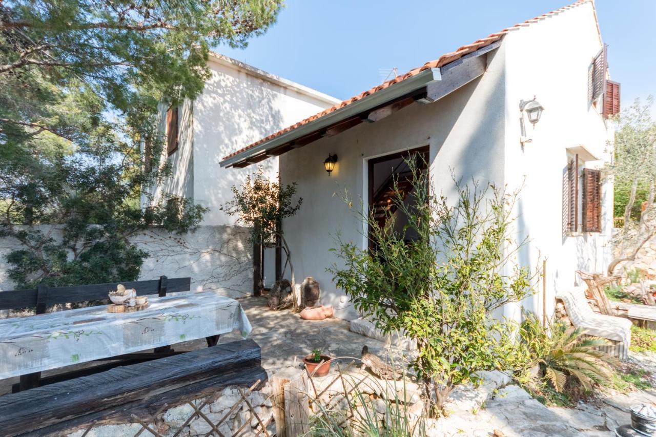 Vacation House Milka Milna  Εξωτερικό φωτογραφία
