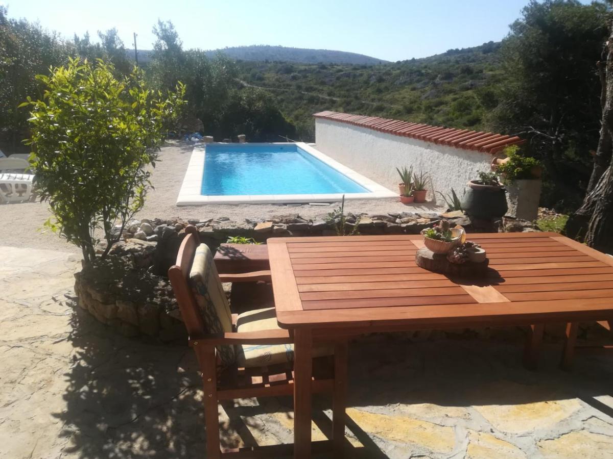 Vacation House Milka Milna  Εξωτερικό φωτογραφία