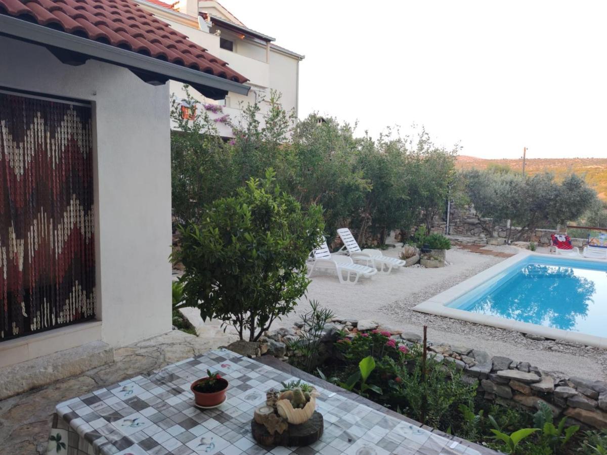 Vacation House Milka Milna  Εξωτερικό φωτογραφία